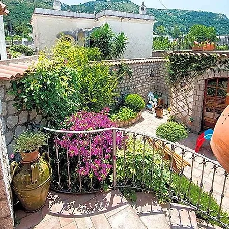 Il Vicolo Bed & Breakfast 4*